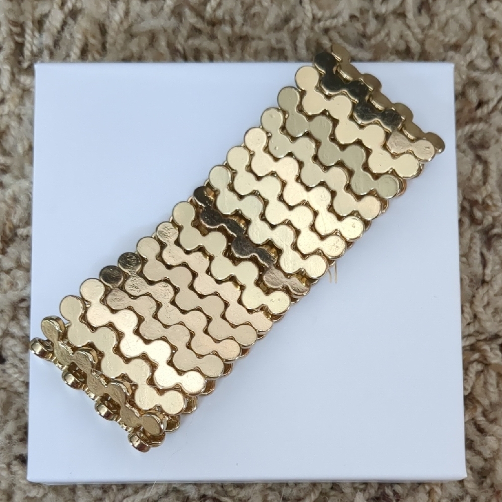 Gold Tone Bracelet